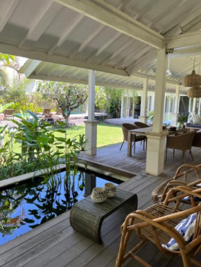 Villa Jasper at Berawa Beach, North Kuta